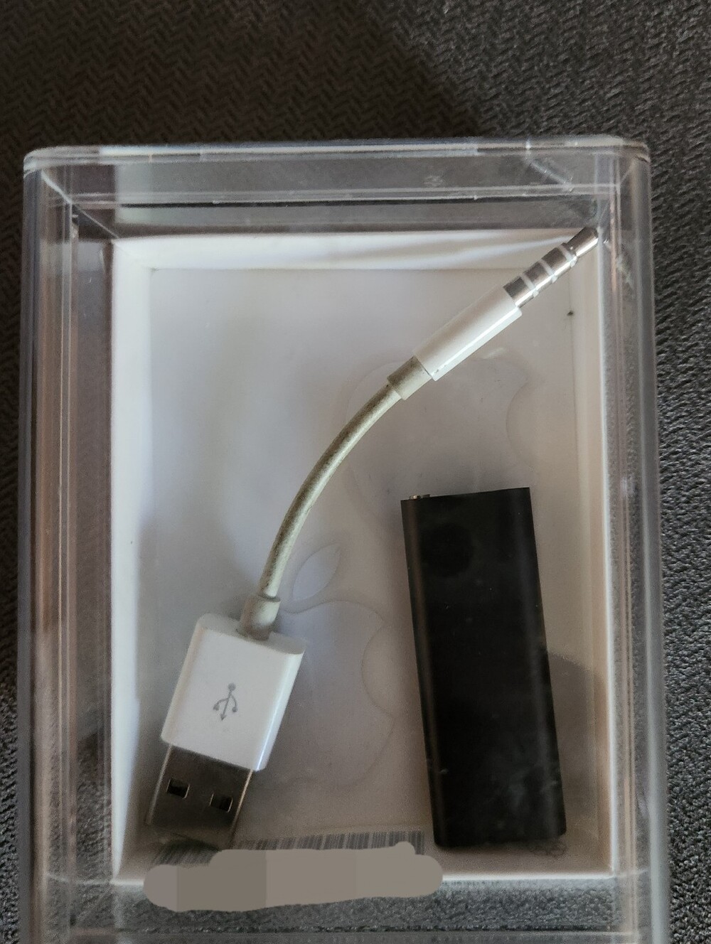 Apple Ipod Shuffle 2GB - Black- Open but Never Used